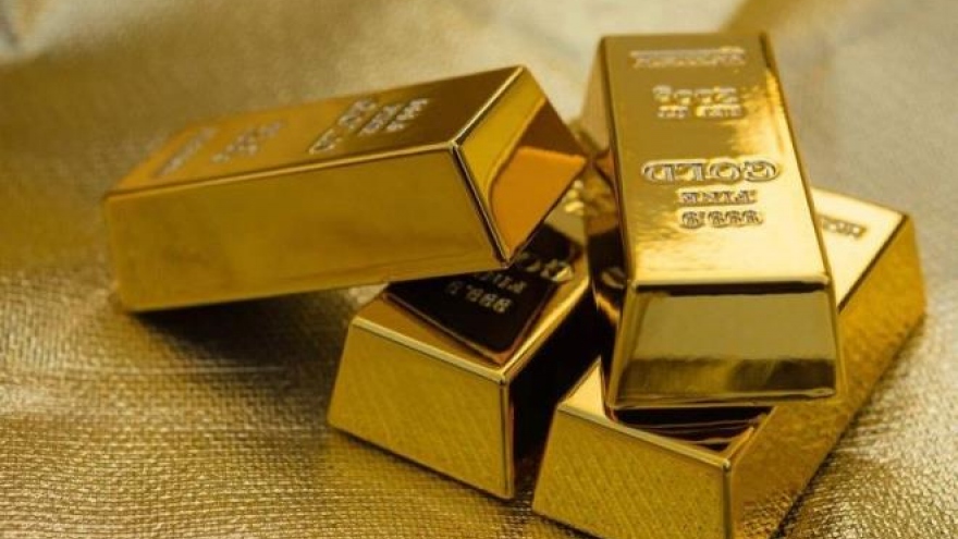 Vàng trong nước tiếp tục giảm trong phiên giao dịch cuối tuần